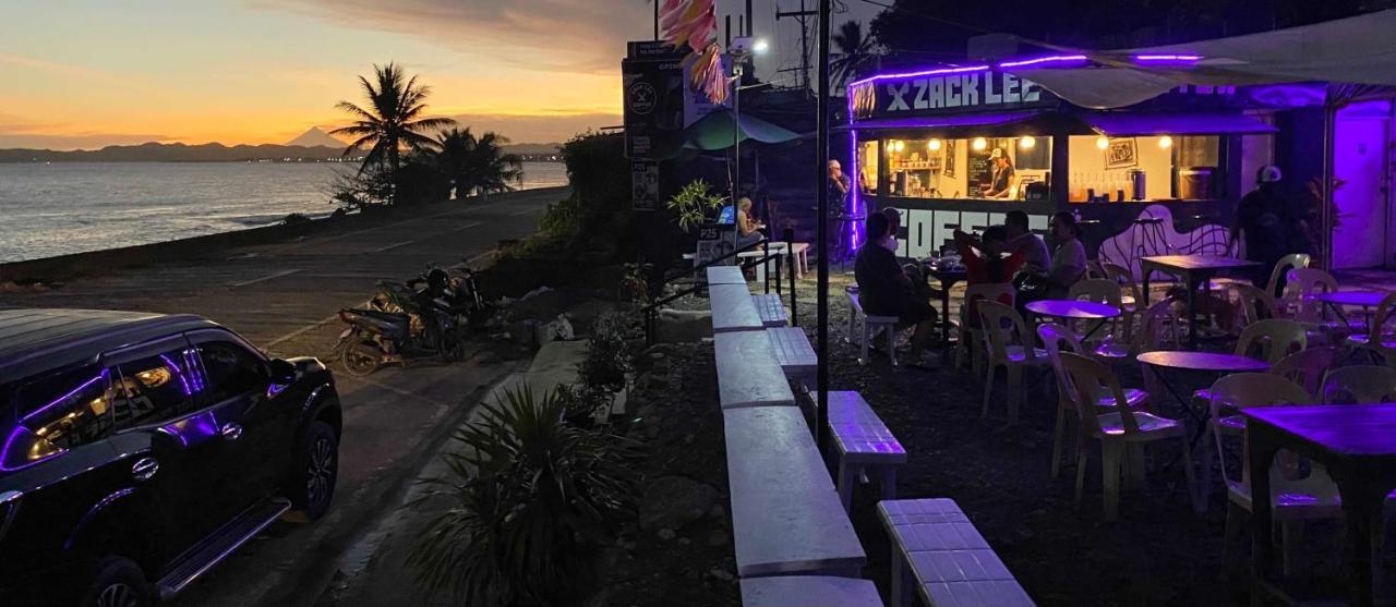 Happy Island Inn Virac Exterior photo